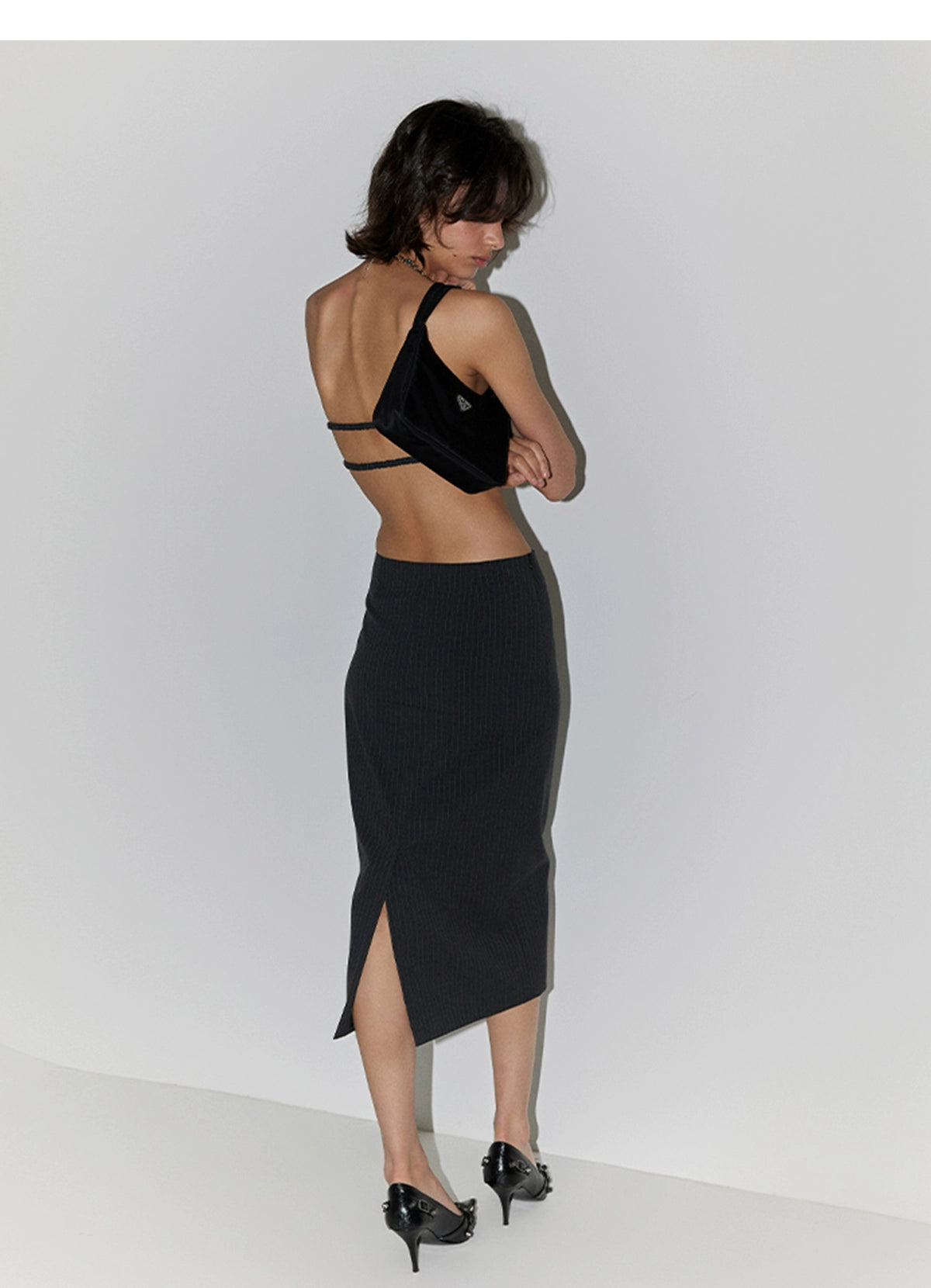 SansFrontieresグレーストライプスカートグレーファッショナブルなオーバーザニースーツスカート