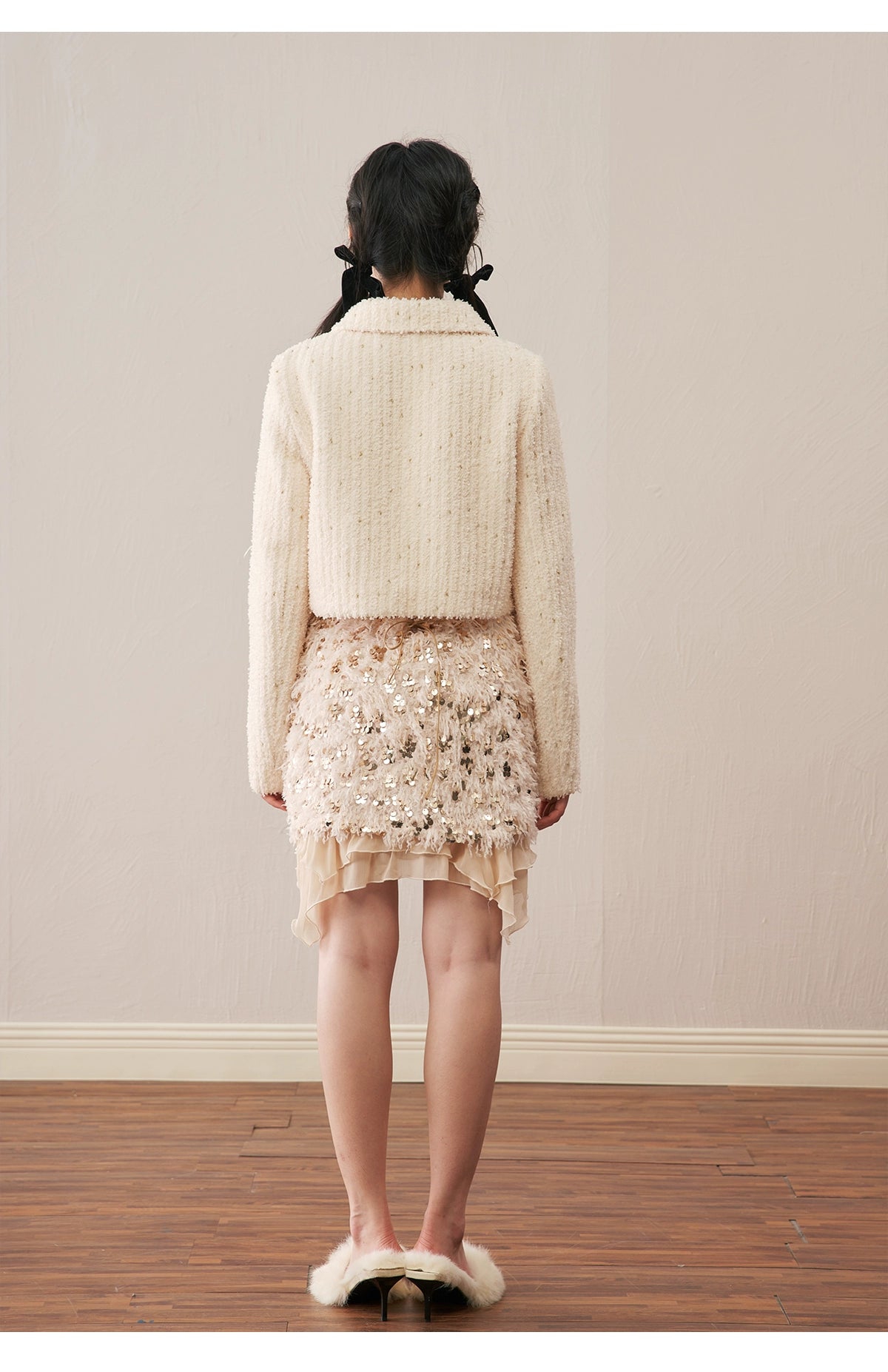 GirlyFancyClubの行儀の良い娘*高級感の秋の香りスパークリングゴールドシルクツイード小さな香りショートコートの女性