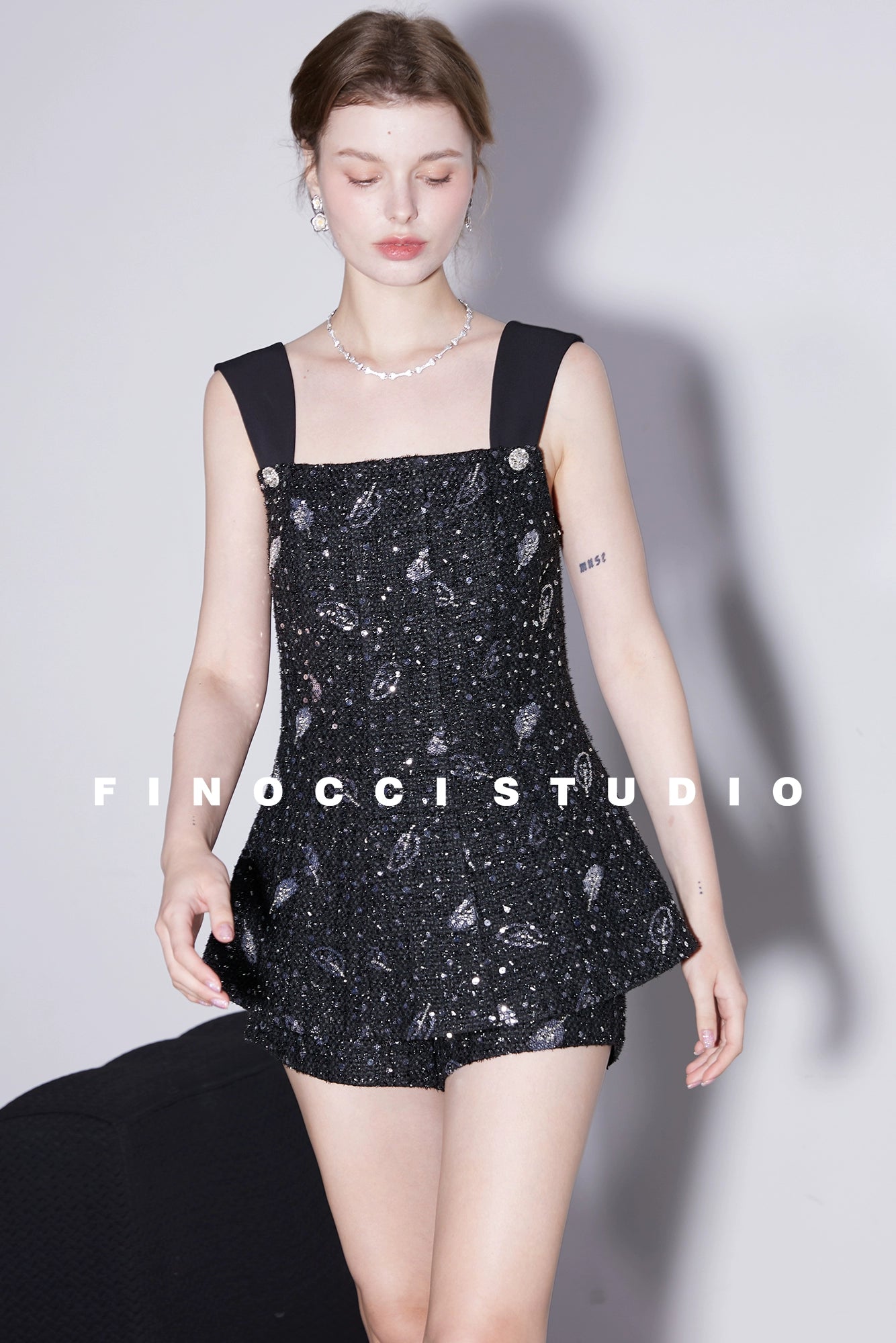 FINOCCI春ナイチンゲール流星重工業ビーズチューブスパンコール複雑な刺繍遊び心のある高級シルエットファッションセット