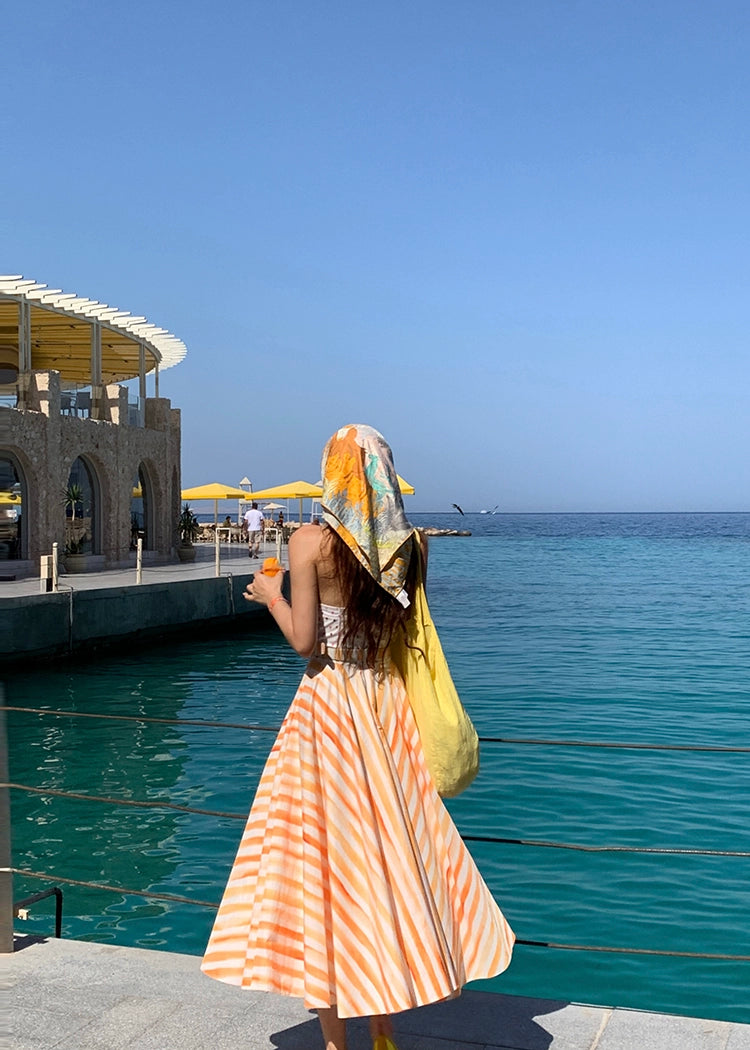 Xiaoli Yuxia ChengqiホルターネックサスペンダーVネックドレス春と夏のドーパミンティーブレイクフランスのAラインロングスカート