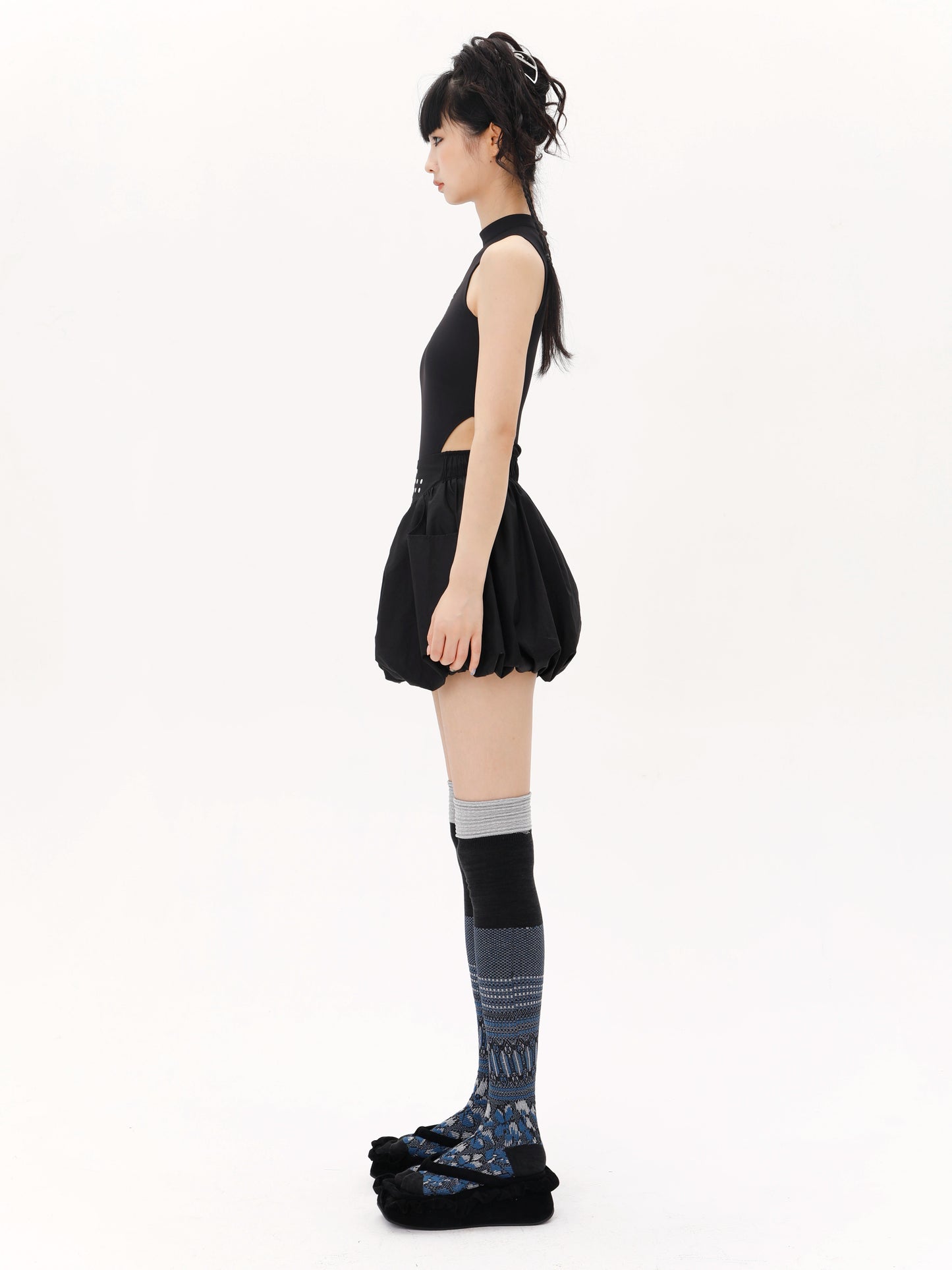 YOSHUYUKIオリジナルデザインサマーレトロハイウエストスタッドウエストバンドデザインブラックスリミングバドショーツ