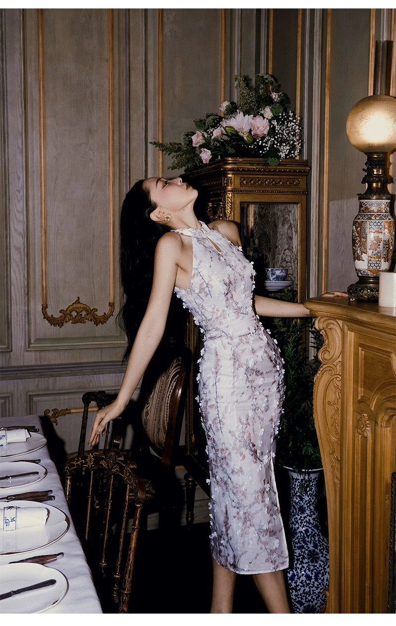 シャオリは雪を踏んでプラム、新しい中国のチャイナドレスホルターネックドレス、夏の花柄のシフォンヒップスカートを見つけました