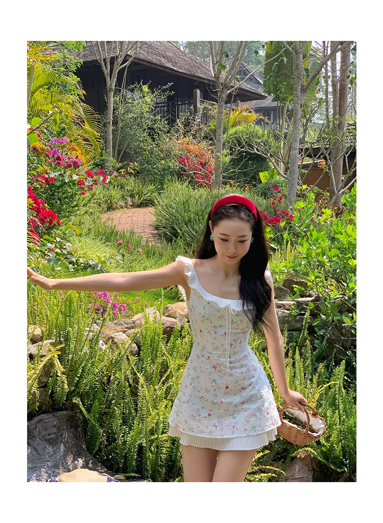 Xiaoliカップケーキ、白い花柄のノースリーブドレス、小さな男、甘い気質、スタイルの人形ドレス