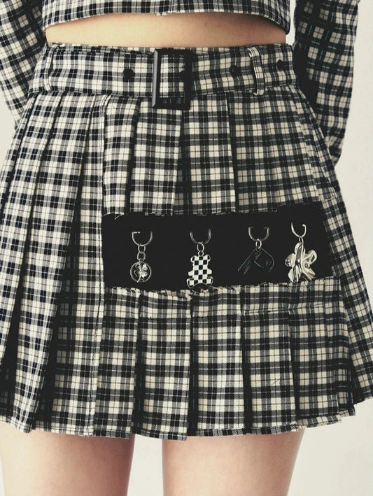 Plaid Stitched Pendant Pleated Short Skirt