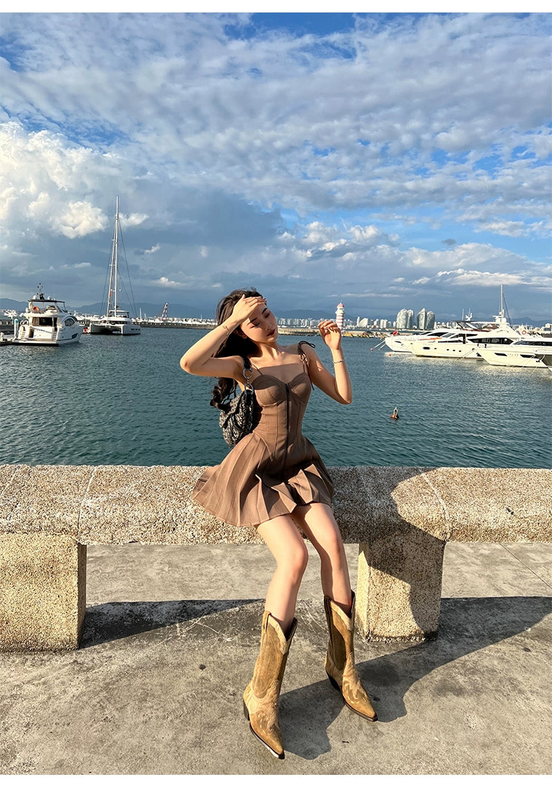 XiaoliチョコレートブラウニーAラインスリップドレス夏小さなホットガールセクシーな薄いショートスカート