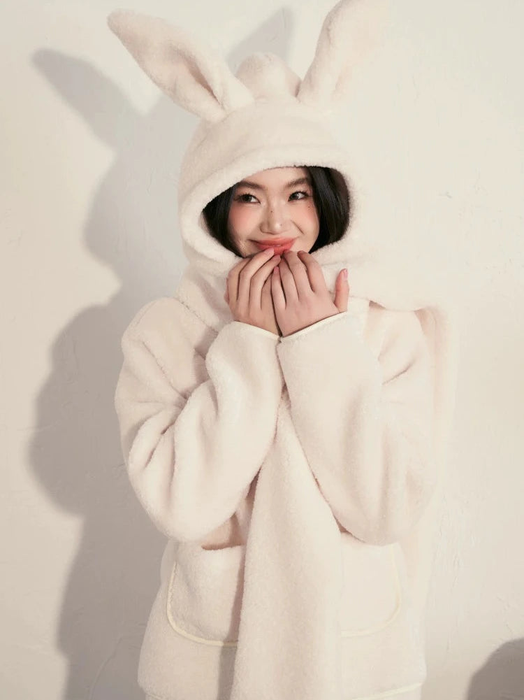 Skin edge fluffy street milk tops