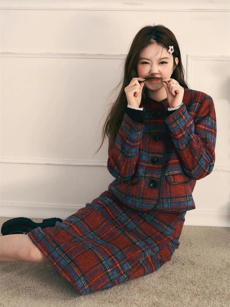 Retro red and blue plaid tweed skirt