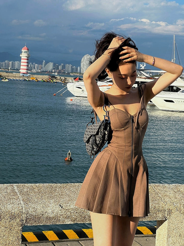 XiaoliチョコレートブラウニーAラインスリップドレス夏小さなホットガールセクシーな薄いショートスカート