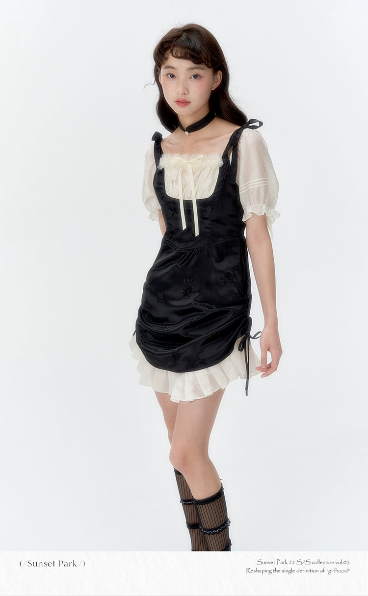 サンセットパークサンセットパークドレスチャイニーズスクエアネックブラック&ホワイトコントラストウエストパネルスカートチョーカー付き