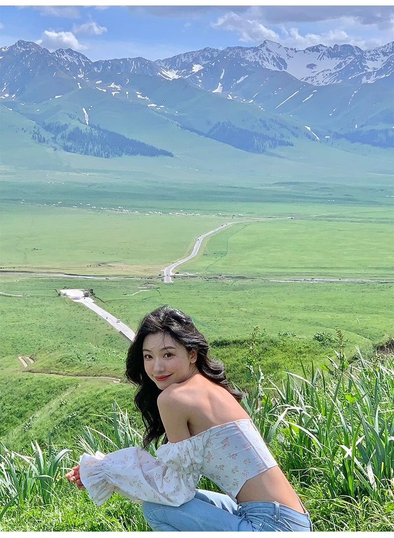 【Xiaoli X Yi Menglingジョイントシリーズ】ワンショルダーバブル長袖花柄シャツトップスプリング