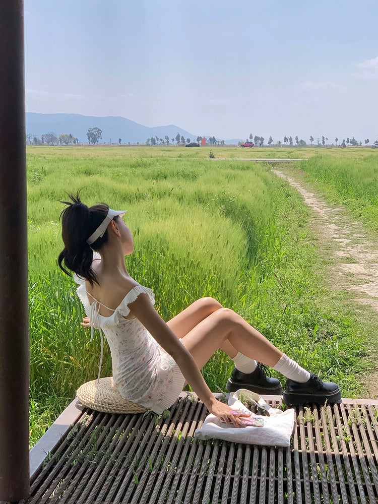 Xiaoliカップケーキ、白い花柄のノースリーブドレス、小さな男、甘い気質、スタイルの人形ドレス