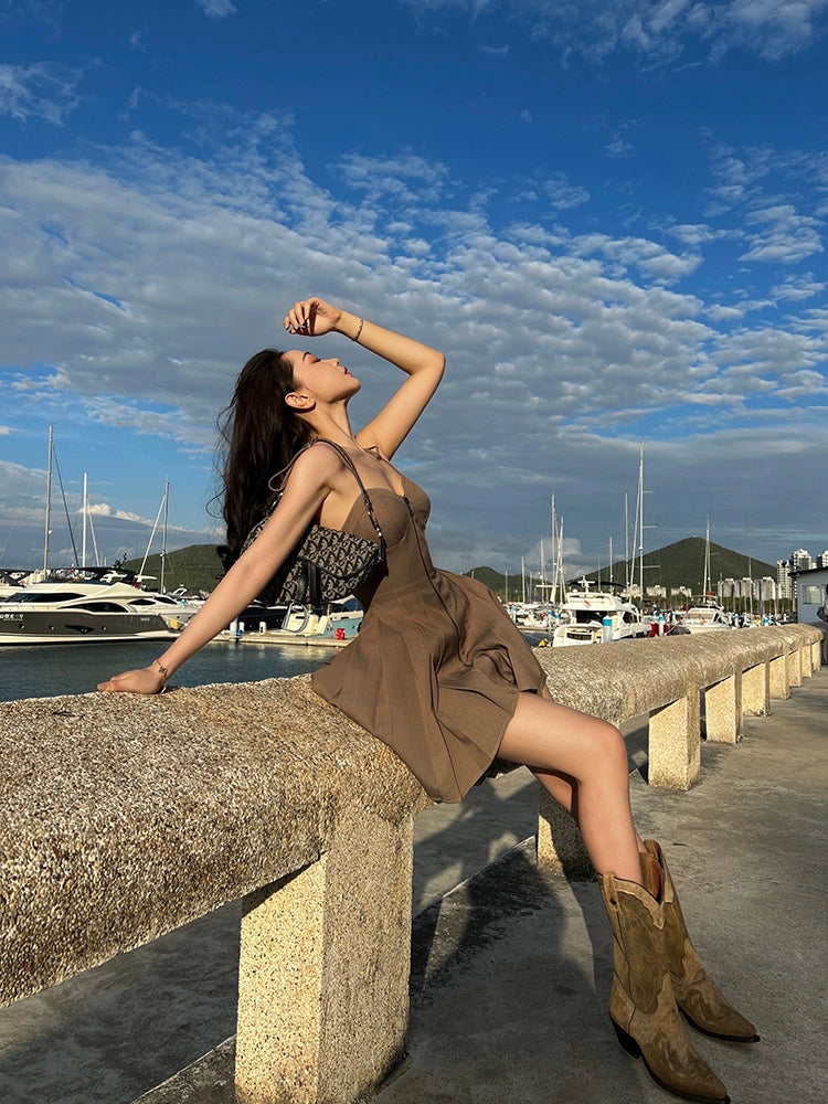 XiaoliチョコレートブラウニーAラインスリップドレス夏小さなホットガールセクシーな薄いショートスカート