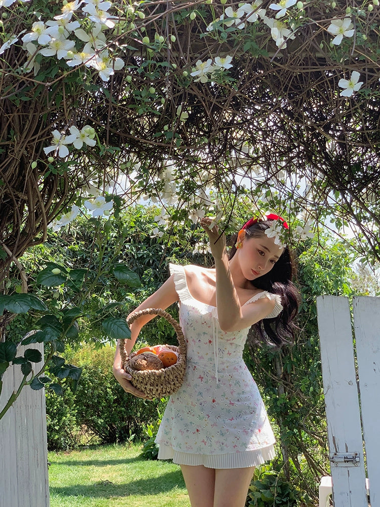 Xiaoliカップケーキ、白い花柄のノースリーブドレス、小さな男、甘い気質、スタイルの人形ドレス