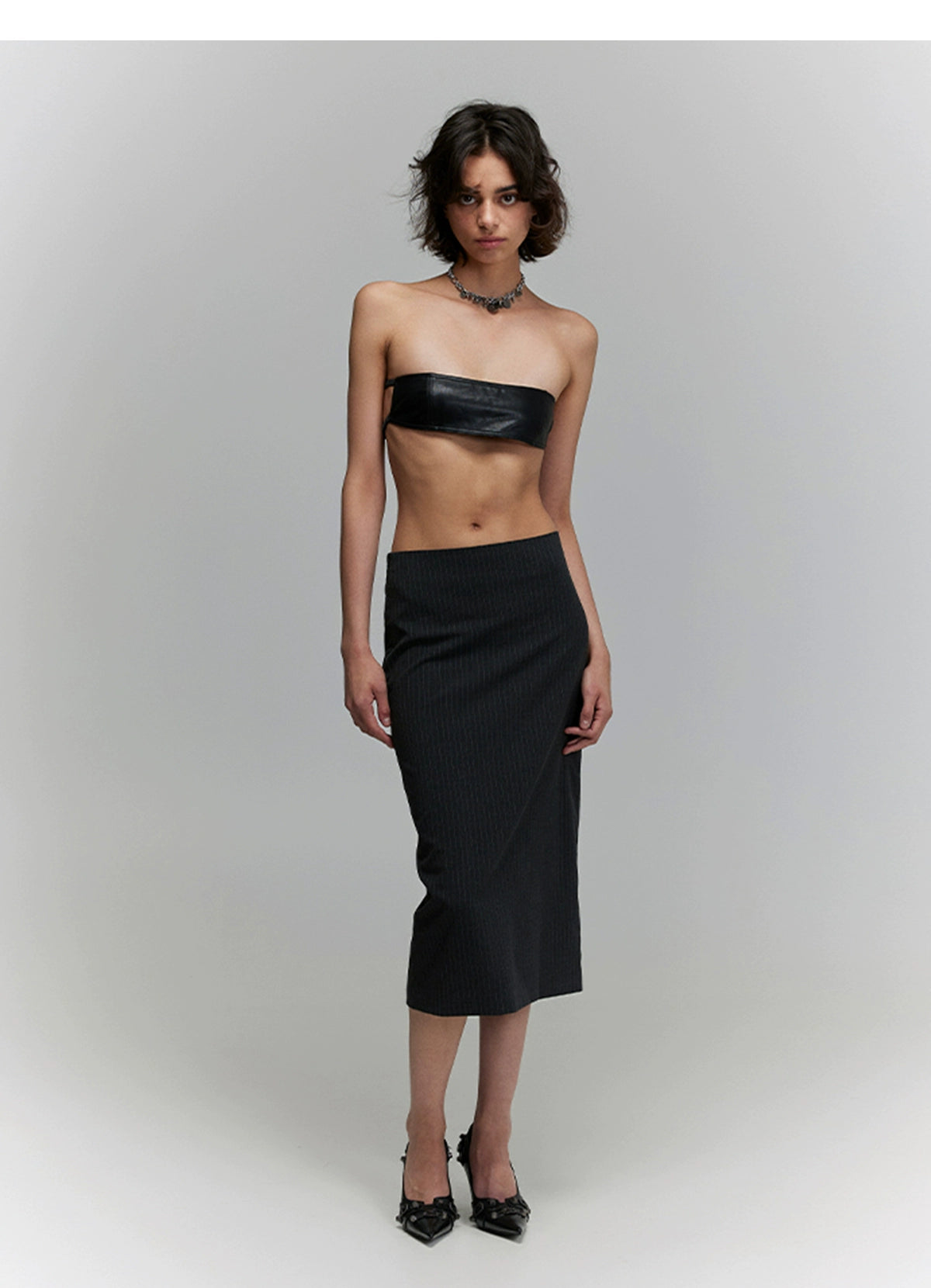 SansFrontieresグレーストライプスカートグレーファッショナブルなオーバーザニースーツスカート