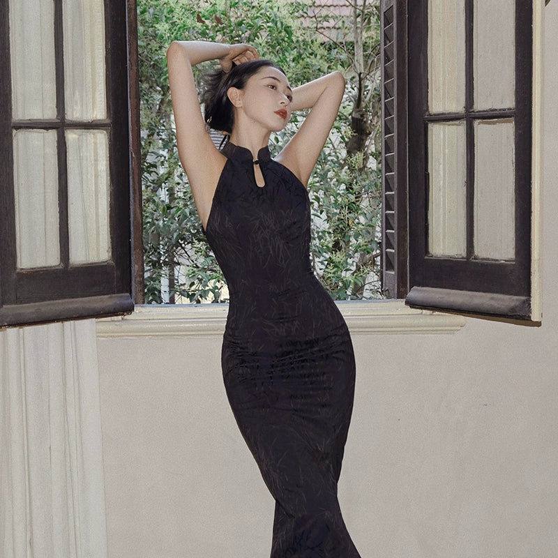 シャオリは雪を踏んでプラム、新しい中国のチャイナドレスホルターネックドレス、夏の花柄のシフォンヒップスカートを見つけました